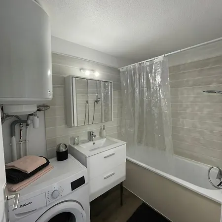 Un Cocon Aux Marquises - Joli T2 Degagee Sud- Ouest Piscine Tennis Apartment